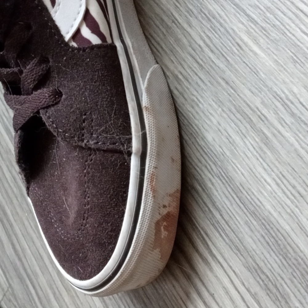 Vans - Picture 2 of 3
